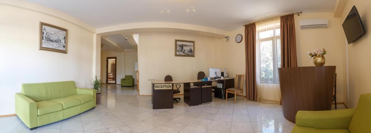 Hotel Киараз Старт Picunda Exteriér fotografie